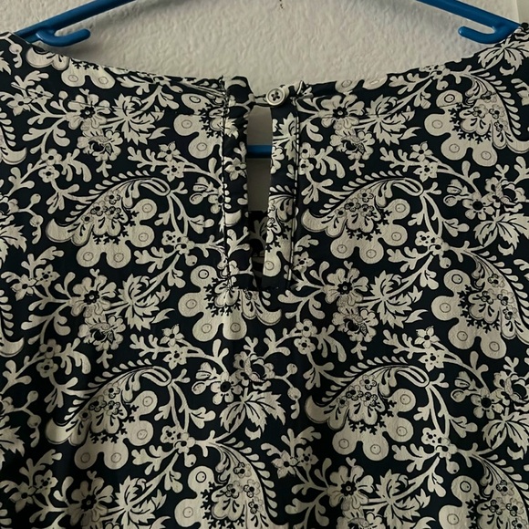 LOFT Blouse - Picture 5 of 7